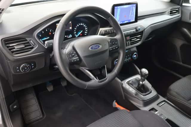 Ford Focus (2023) thumbnail 7