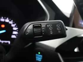 Ford Kuga (2022) thumbnail 31