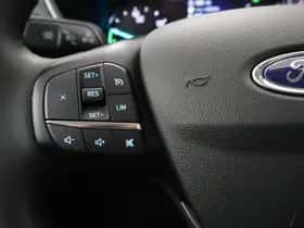 Ford Kuga (2022) thumbnail 32