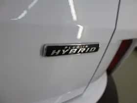 Ford Kuga (2022) thumbnail 39
