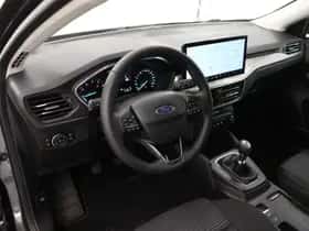 Ford Focus (2025) thumbnail 3