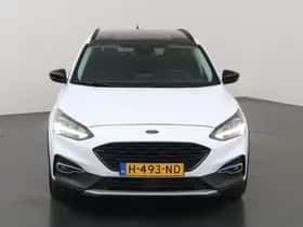 Ford Focus (2020) thumbnail 3