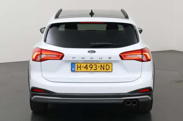 Ford Focus (2020) thumbnail 4