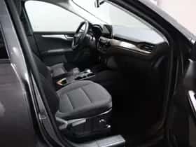 Ford Kuga (2022) thumbnail 8