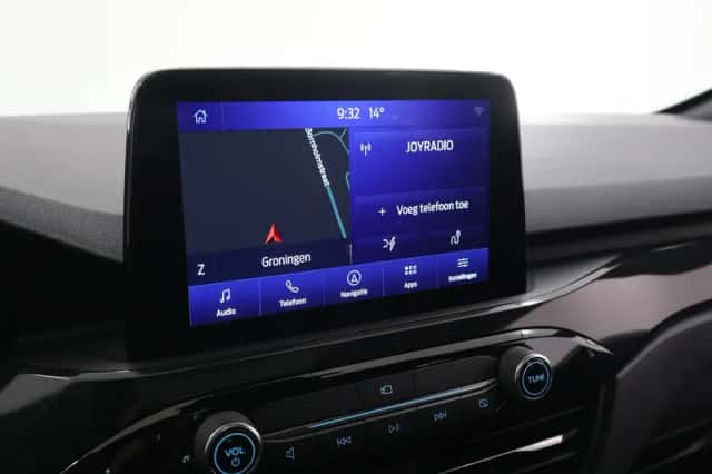 Ford Kuga (2022) thumbnail 24