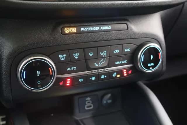 Ford Kuga (2022) thumbnail 25