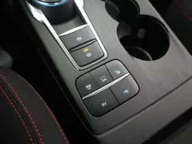 Ford Kuga (2022) thumbnail 26