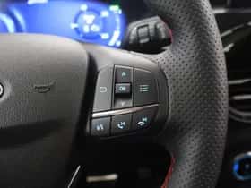 Ford Kuga (2022) thumbnail 31