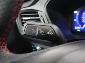 Ford Kuga (2022) thumbnail 34