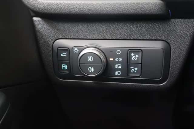 Ford Kuga (2022) thumbnail 35
