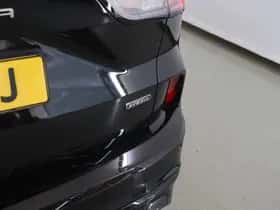 Ford Kuga (2022) thumbnail 40