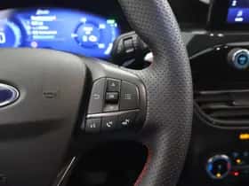 Ford Kuga (2023) thumbnail 32