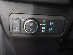 Ford Kuga (2023) thumbnail 35