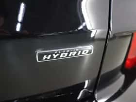 Ford Kuga (2023) thumbnail 44