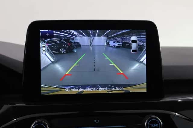 Ford Kuga (2023) thumbnail 15
