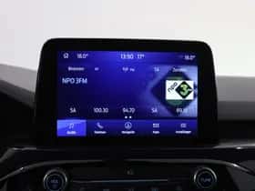 Ford Kuga (2023) thumbnail 16