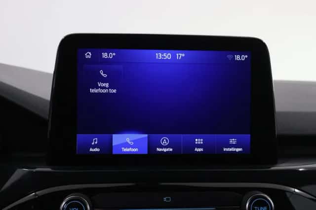 Ford Kuga (2023) thumbnail 17