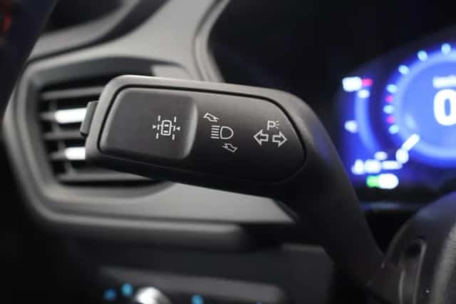 Ford Kuga (2023) thumbnail 34