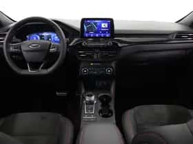 Ford Kuga (2023) thumbnail 8