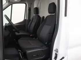 Ford Transit (2024) thumbnail 8