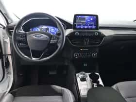 Ford Kuga (2022) thumbnail 12