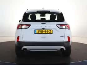 Ford Kuga (2022) thumbnail 4