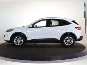 Ford Kuga (2022) thumbnail 5