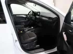 Ford Kuga (2022) thumbnail 7