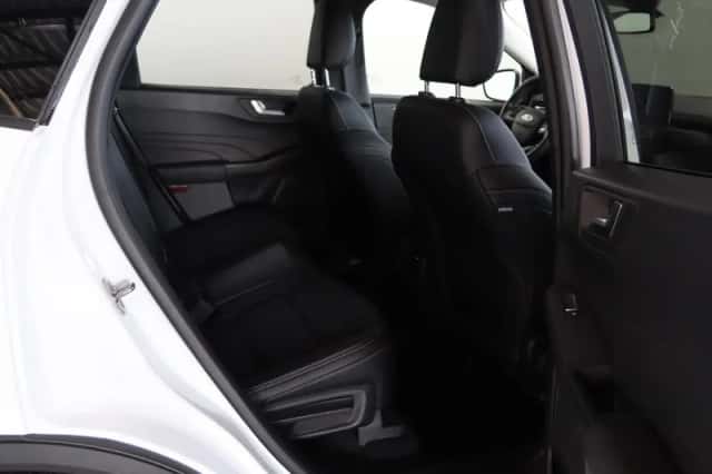 Ford Kuga (2022) thumbnail 8