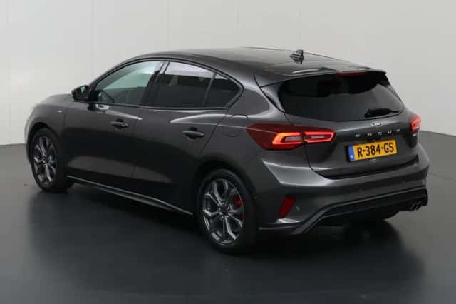 Ford Focus (2022) thumbnail 22
