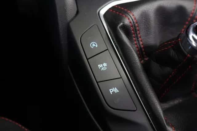 Ford Focus (2022) thumbnail 25