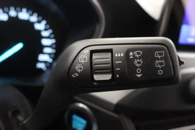 Ford Focus (2022) thumbnail 29