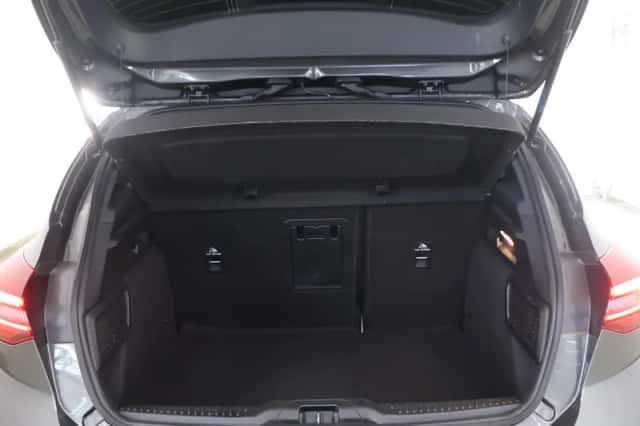 Ford Focus (2022) thumbnail 35