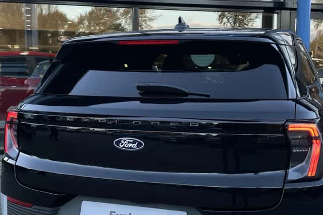 Ford Explorer (2026) thumbnail 11