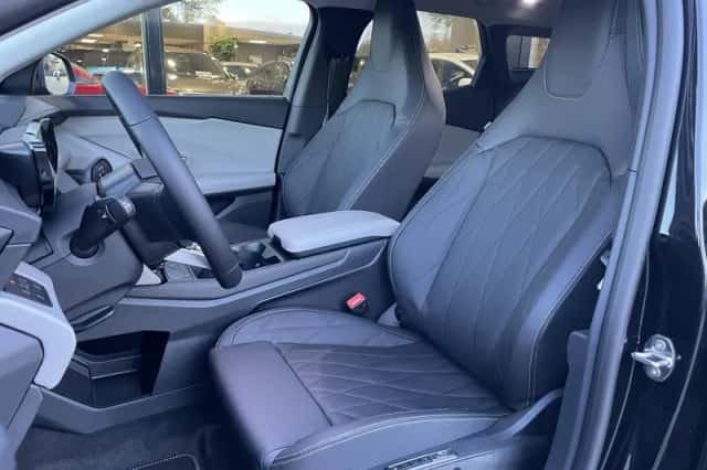 Ford Explorer (2026) thumbnail 13