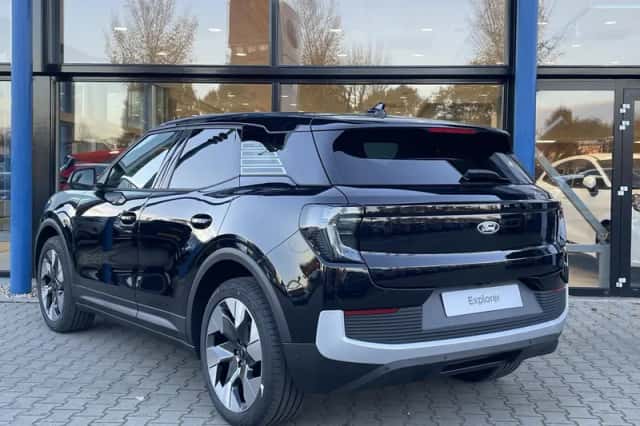 Ford Explorer (2026) thumbnail 7