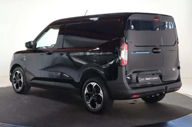 Ford E-Transit Courier (2026) thumbnail 22