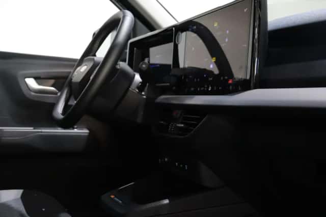 Ford E-Transit Courier (2026) thumbnail 27
