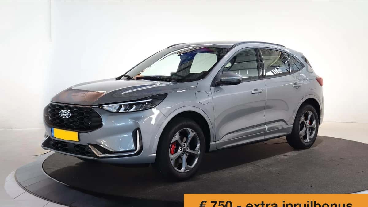 Ford Kuga (2025) — foto 1