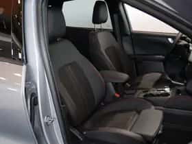 Ford Kuga (2025) thumbnail 10
