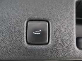 Ford Kuga (2022) thumbnail 39