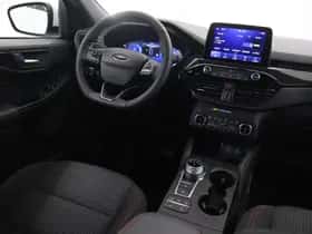 Ford Kuga (2022) thumbnail 9