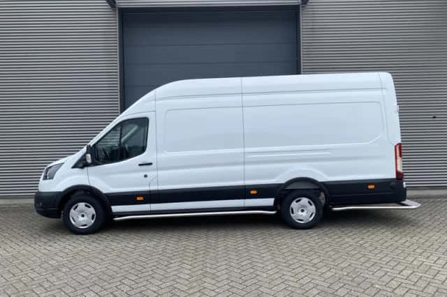Ford E-Transit (2026) thumbnail 12