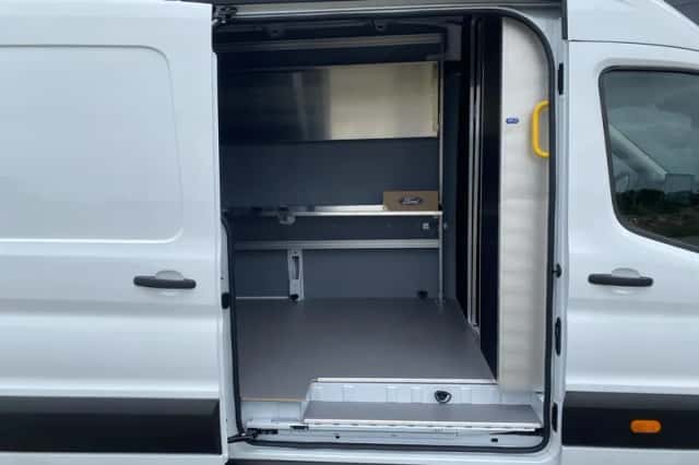Ford E-Transit (2026) thumbnail 17