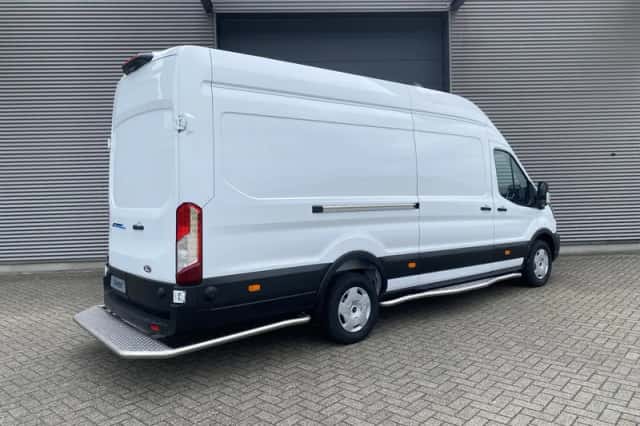 Ford E-Transit (2026) thumbnail 18