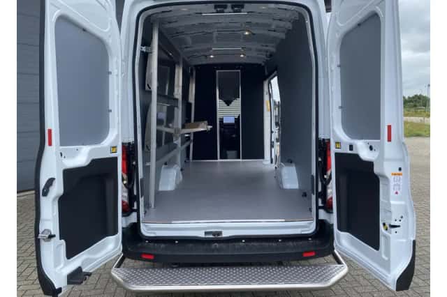 Ford E-Transit (2026) thumbnail 19