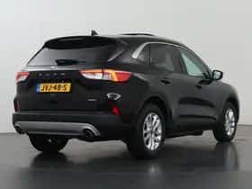 Ford Kuga (2022) thumbnail 2