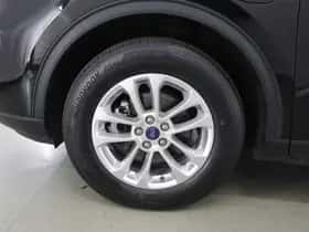 Ford Kuga (2022) thumbnail 46