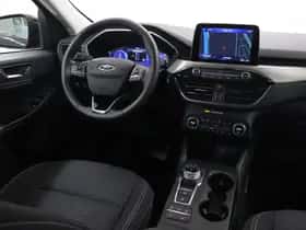 Ford Kuga (2022) thumbnail 10