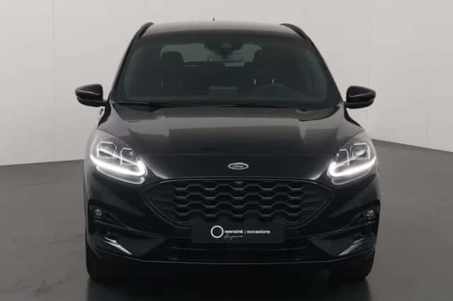 Ford Kuga (2023) thumbnail 3